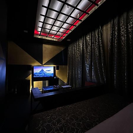 Cinema Plaza Hotel Baku Bagian luar foto