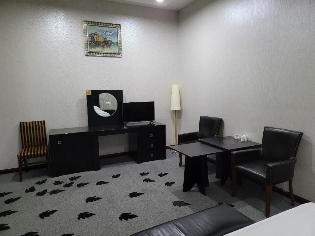 Cinema Plaza Hotel Baku Bagian luar foto