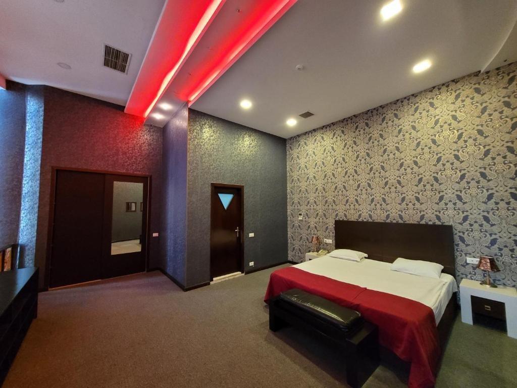 Cinema Plaza Hotel Baku Bagian luar foto